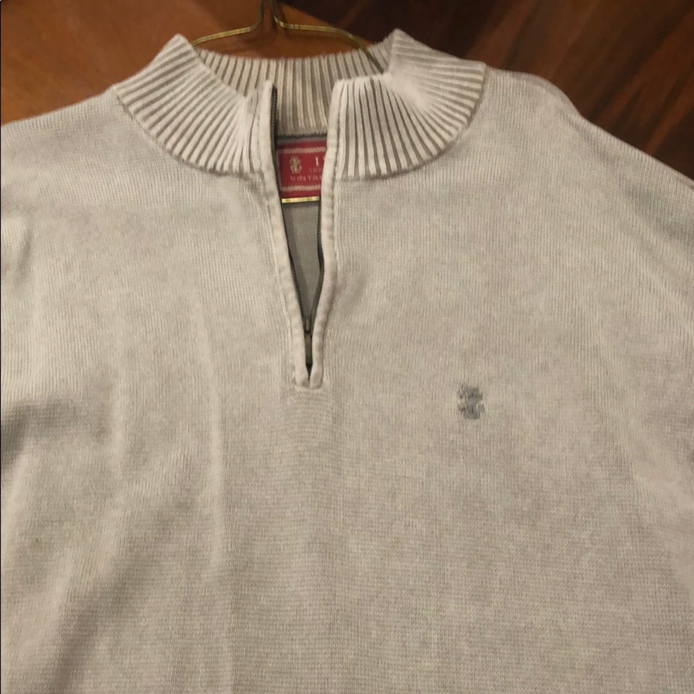 Izod sweater